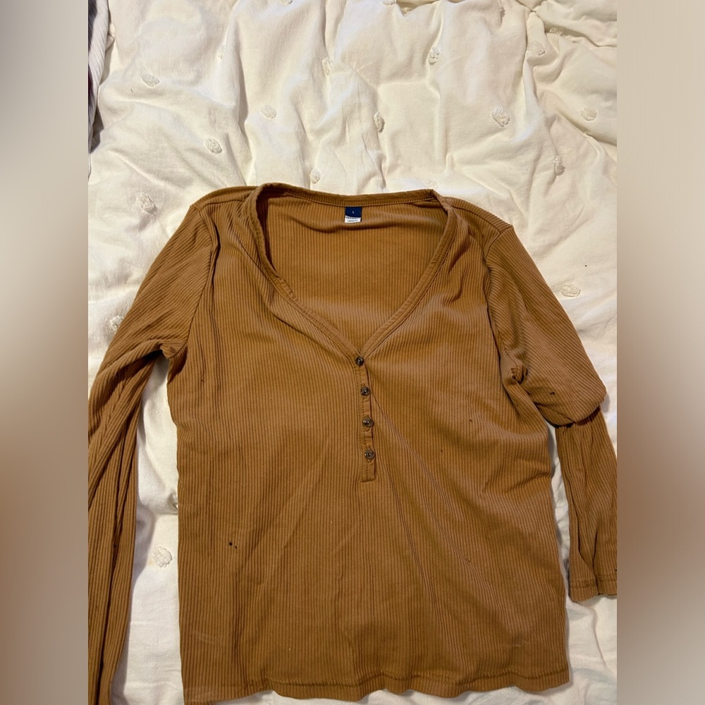 Old Navy Long Sleeve ruched and button ribbed shirt LOT